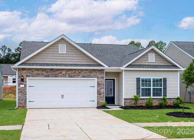 Property at 5708 Skinny Dr, Charlotte, NC 28215, 3 beds, 2 baths