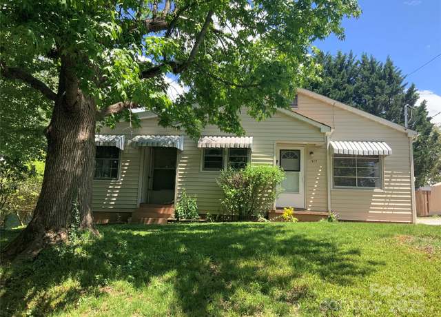 Property at 217 Summit St, Asheville, NC 28803, 3 beds, 2 baths