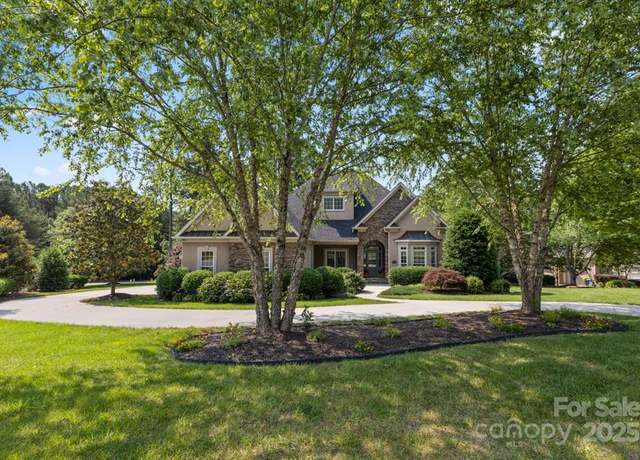 Property at 4150 Summit Ridge Ln, Denver, NC 28037, 4 beds, 3.5 baths