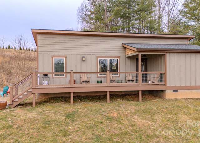 Property at 169 Duck Pond Dr, Marshall, NC 28753, 2 beds, 2 baths