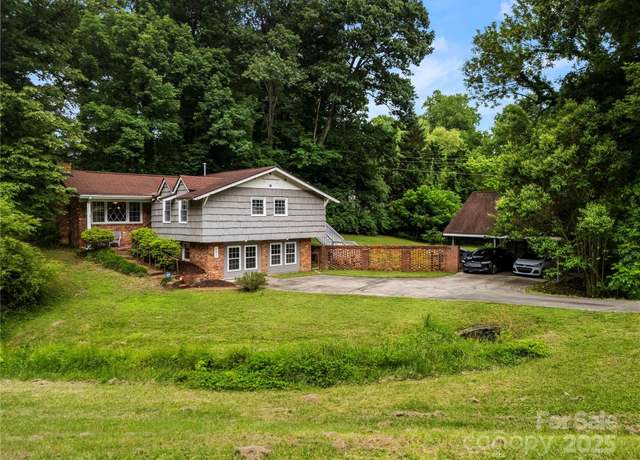 Property at 607 Coulwood Dr, Charlotte, NC 28214, 3 beds, 3.5 baths