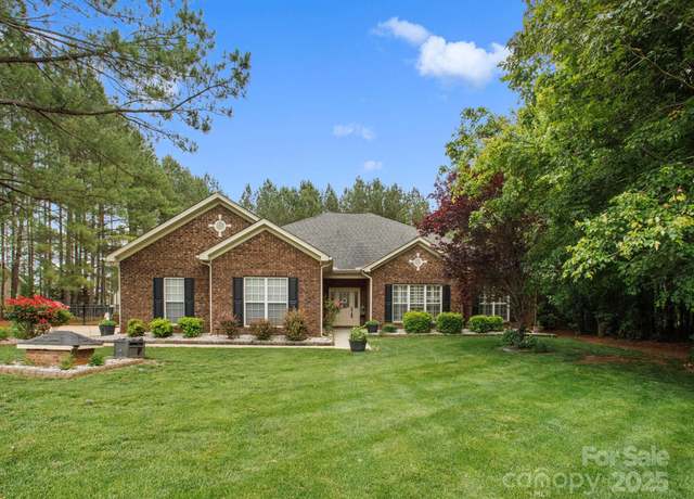 Property at 416 Zelkova St, York, SC 29745, 4 beds, 2.5 baths