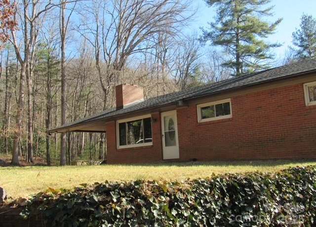 Property at 9 Vance Dr, Black Mountain, NC 28711, 4 beds, 2.5 baths