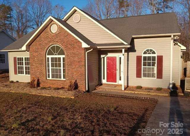 Property at 1331 Copper Creek Ln, Fort Mill, SC 29715, 3 beds, 2 baths