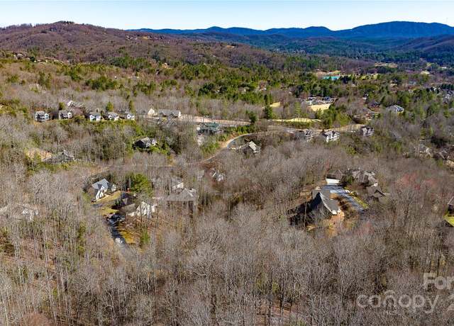 Property at 240 Mountain Crest Dr, Hendersonville, NC 28739