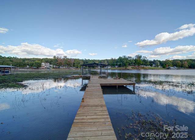 Property at 2480 Cottage Ln, Liberty Hill, SC 29074, 3 beds, 3 baths