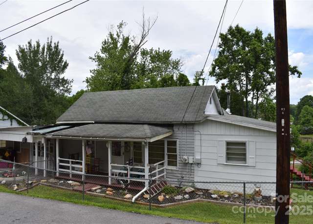 Property at 118 Fourth C St #79, Marion, NC 28752, 3 beds, 1 bath