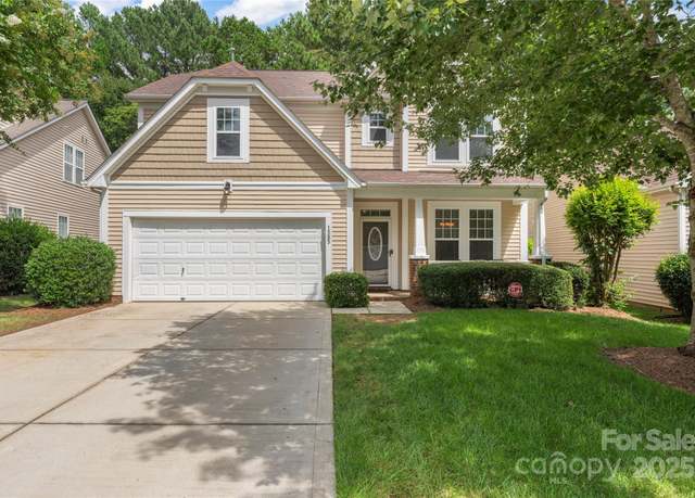 Property at 1585 Wilburn Park Ln NW, Charlotte, NC 28269, 4 beds, 2.5 baths