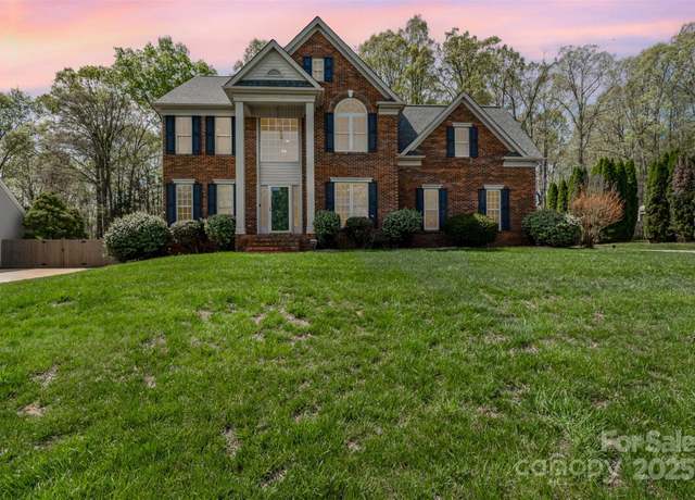 Property at 591 Highland Ridge Rd, Mooresville, NC 28115, 4 beds, 2.5 baths