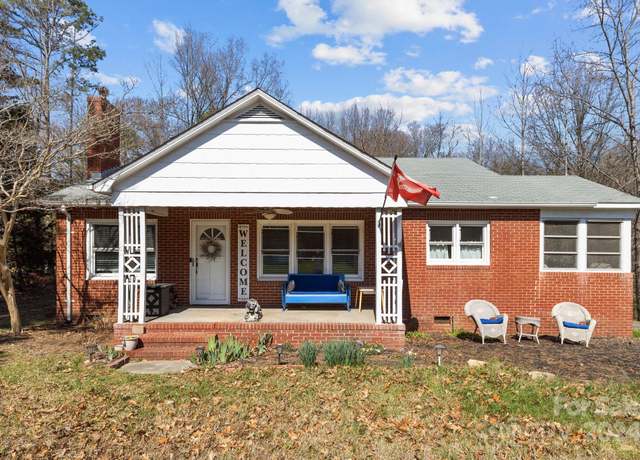 Property at 8300 Mount Holly Rd, Charlotte, NC 28214, 3 beds, 1 bath