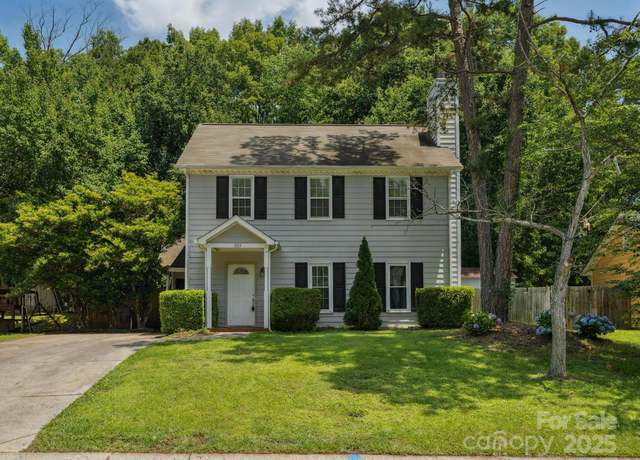 Property at 3313 Fortis Ln, Matthews, NC 28105, 3 beds, 2.5 baths