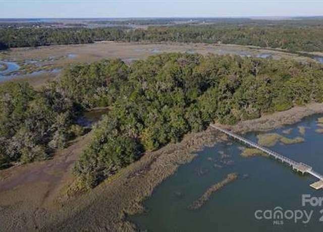 Property at 244 Sam Doyle Dr, Beaufort, SC 29920
