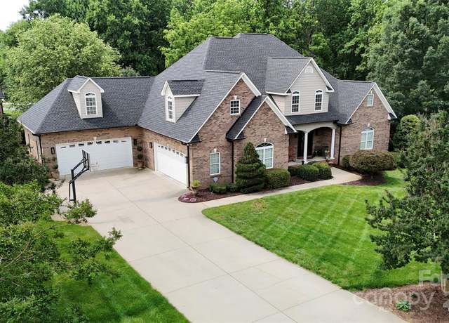 Property at 2818 Levinfield Ct, Lincolnton, NC 28092, 4 beds, 4 baths