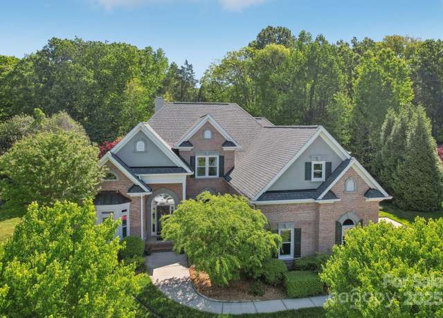 Property at 820 Hampshire Hill Rd #106, Matthews, NC 28105, 5 beds, 3 baths