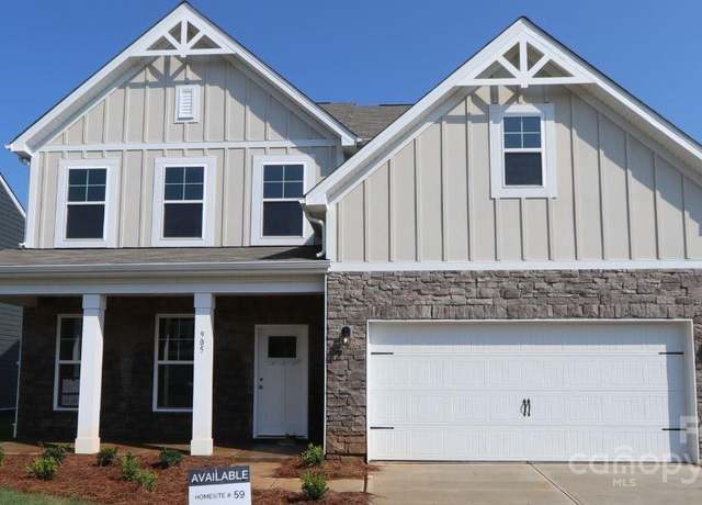 Property at 905 Barker St, Monroe, NC 28112, 4 beds, 3 baths