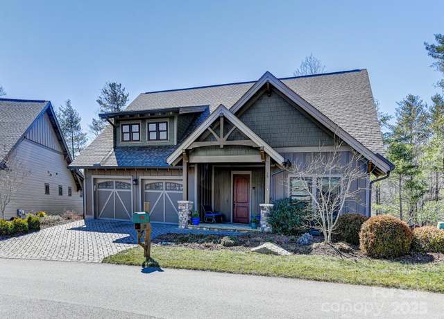 Property at 29 Stills Creek Loop, Fairview, NC 28730, 3 beds, 3 baths