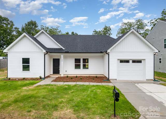 Property at 722 English St, Monroe, NC 28110, 3 beds, 2 baths