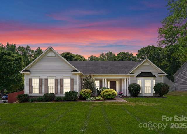 Property at 196 Gabriel Dr, Mooresville, NC 28115, 3 beds, 2 baths