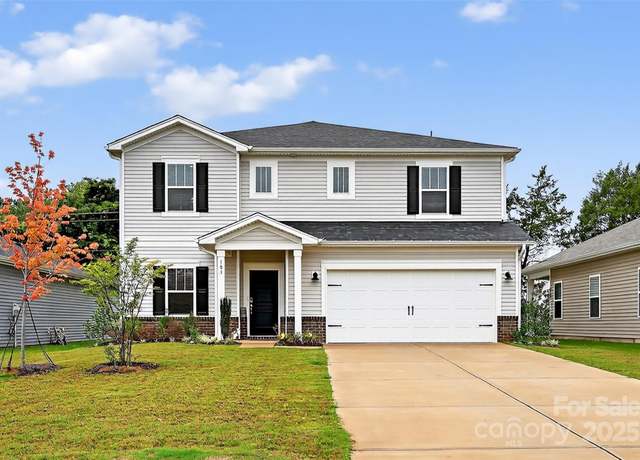 Property at 103 Bird Dog Dr, Mooresville, NC 28115, 5 beds, 3 baths