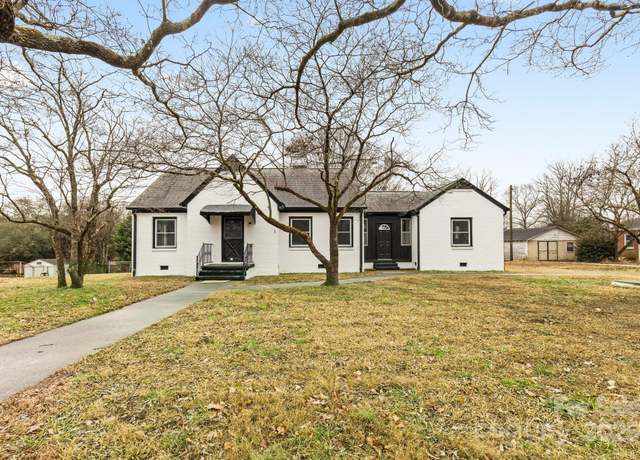 Property at 912 Hickory Grove Rd, Gastonia, NC 28056, 3 beds, 2 baths