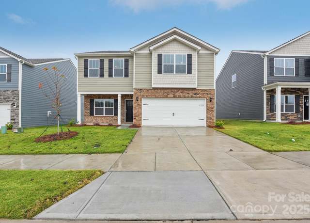 Property at 8032 Plymouth Dr, Sherrills Ford, NC 28673, 3 beds, 2.5 baths