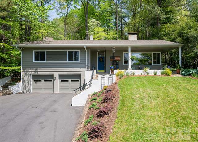 Property at 165 Country Club Dr, Waynesville, NC 28786, 3 beds, 2.5 baths