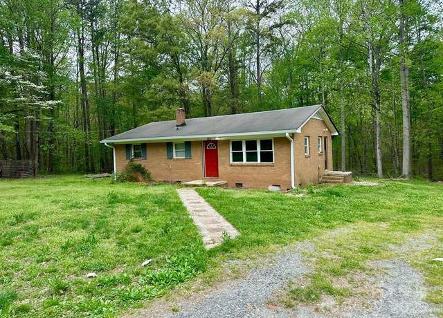 Property at 181 Canipe Rd, Dallas, NC 28034, 5 beds, 2 baths