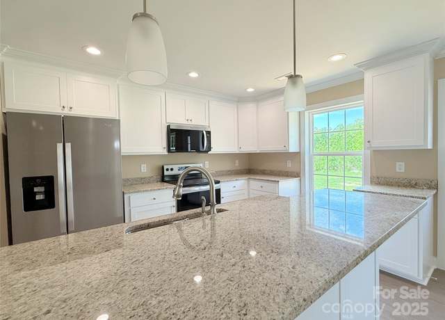 Property at 3650 Sentry Rd, Lancaster, SC 29720, 3 beds, 2 baths