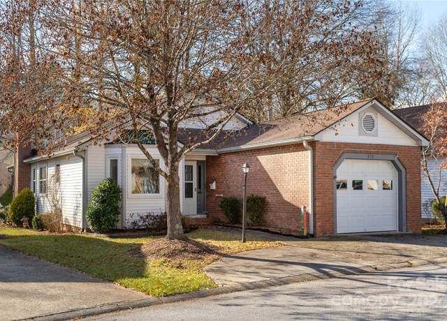 Property at 308 Somerton Ct, Hendersonville, NC 28791, 2 beds, 2 baths