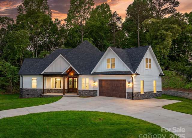 Property at 3732 Whitney Dr NE, Hickory, NC 28601, 4 beds, 3.5 baths