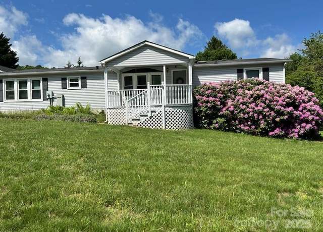 Property at 34 Eve Dr, Asheville, NC 28806, 3 beds, 2 baths
