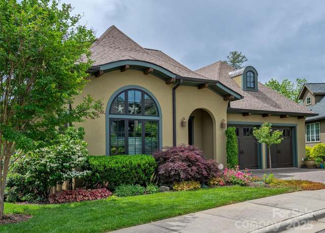 Property at 63 Chantilly Dr, Asheville, NC 28804, 3 beds, 3.5 baths