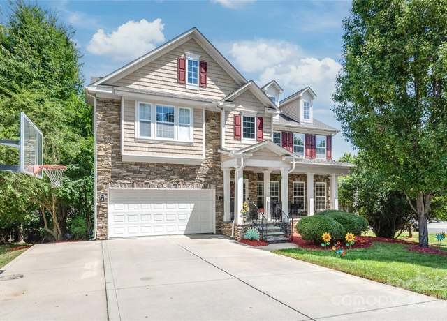 Property at 8100 Brisbin Dr, Waxhaw, NC 28173, 6 beds, 4 baths