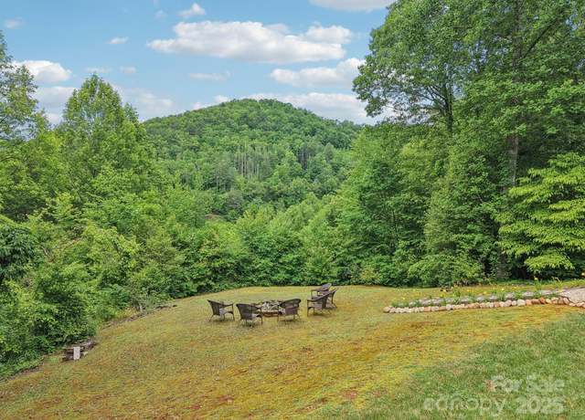 Property at 211 Heartland Rdg, Sylva, NC 28779, 2 beds, 2 baths