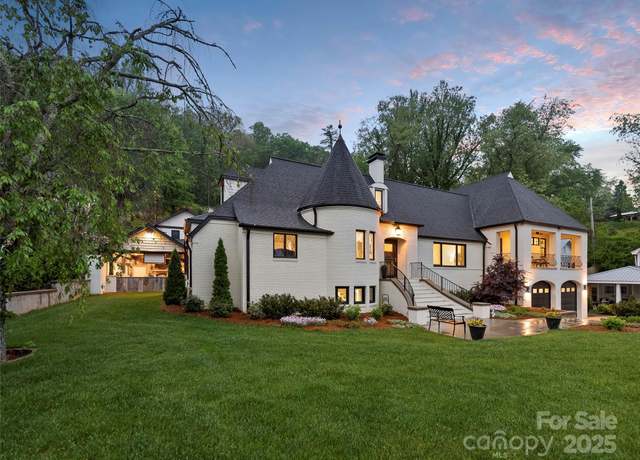 Property at 117 Jackson St, Sylva, NC 28779, 4 beds, 4.5 baths