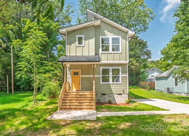 Property at 1324 Old Charlotte Rd, Statesville, NC 28677, 3 beds, 2.5 baths