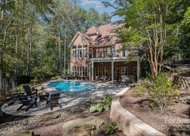 Property at 7029 Pebble Bay Dr, Denver, NC 28037, 4 beds, 4.5 baths