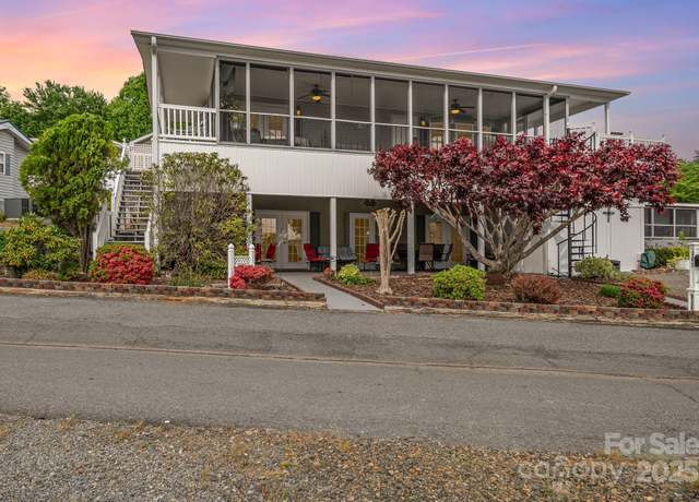 Property at 203 Grand View Dr, New London, NC 28127, 3 beds, 3 baths