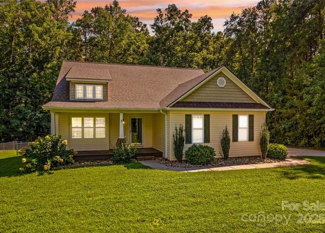 Property at 215 Meadow Lake Dr, Salisbury, NC 28146, 3 beds, 2 baths