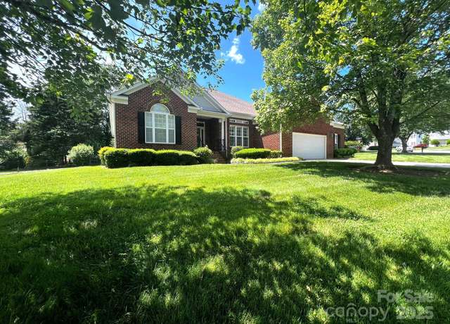 Property at 7700 Sedgebrook Dr E, Stanley, NC 28164, 4 beds, 2.5 baths