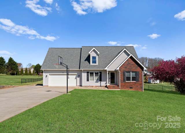 Property at 238 Lippard Springs Cir, Statesville, NC 28677, 3 beds, 2.5 baths