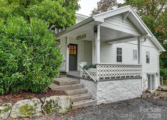Property at 95 Arco Rd, Asheville, NC 28805, 4 beds, 3 baths