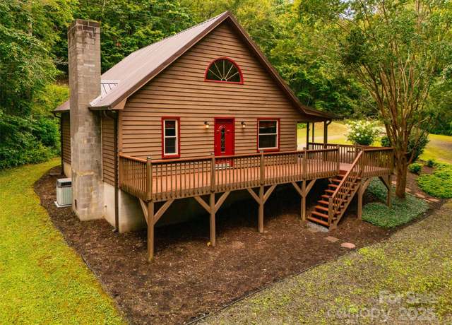 Property at 3443 Valley Dr, Lenoir, NC 28645, 2 beds, 2 baths