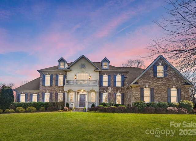 Property at 3012 Wheatfield Dr, Waxhaw, NC 28173, 6 beds, 6.5 baths