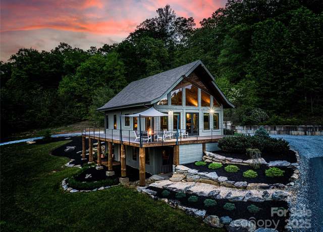Property at 55 Maynards Way, Hendersonville, NC 28792, 4 beds, 3 baths