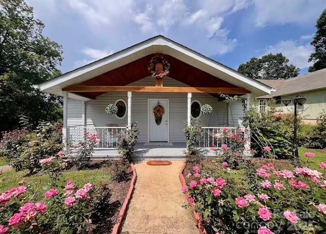 Property at 80 Bostic St, Marion, NC 28752, 4 beds, 2 baths