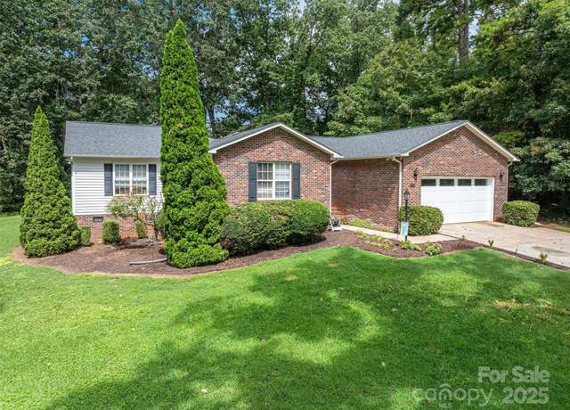 Property at 1335 Huckleberry Dr, Lincolnton, NC 28092, 3 beds, 3 baths