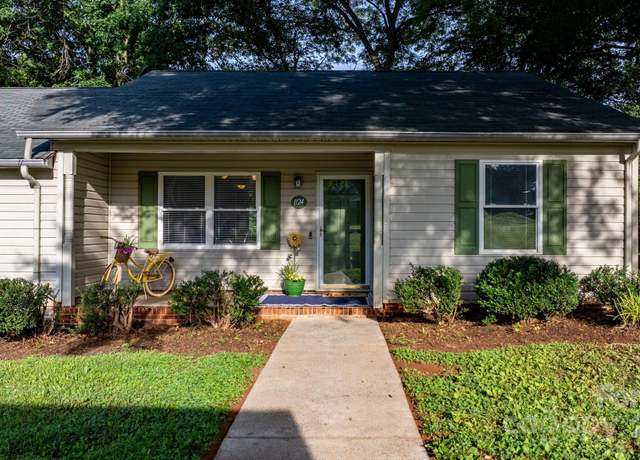Property at 1124 St. Charles Ct #3, Newton, NC 28658, 2 beds, 2 baths