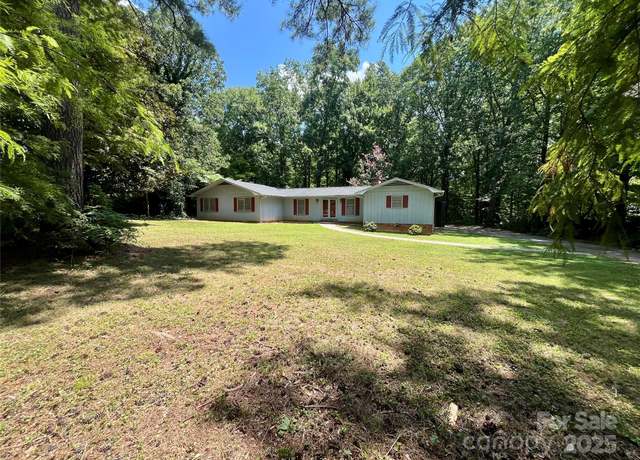 Property at 278 Forest Park Dr, Denton, NC 27239, 4 beds, 2 baths