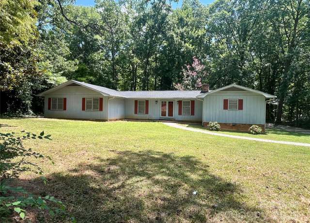 Property at 278 Forest Park Dr, Denton, NC 27239, 4 beds, 2 baths